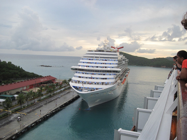 jcstthomas-cruiseship